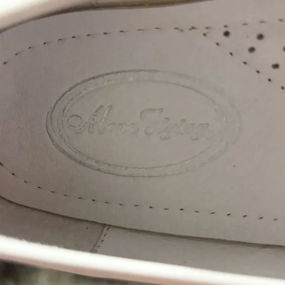 Mona Flying Ivory Leather Penny Loafers US 8 Italian Leather Quiet Luxury - Picture 9 of 9